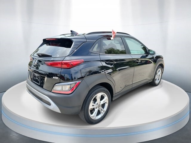 2023 Hyundai Kona SEL photo 4