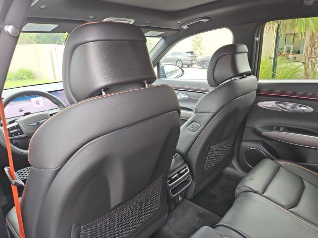 2026 GENESIS GV70 Sport Advanced - Photo 10