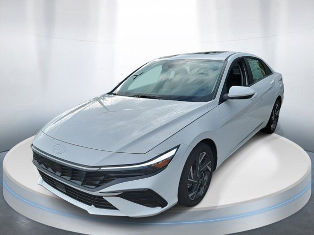 Certified 2025 Hyundai Elantra SEL Convenience Sedan
