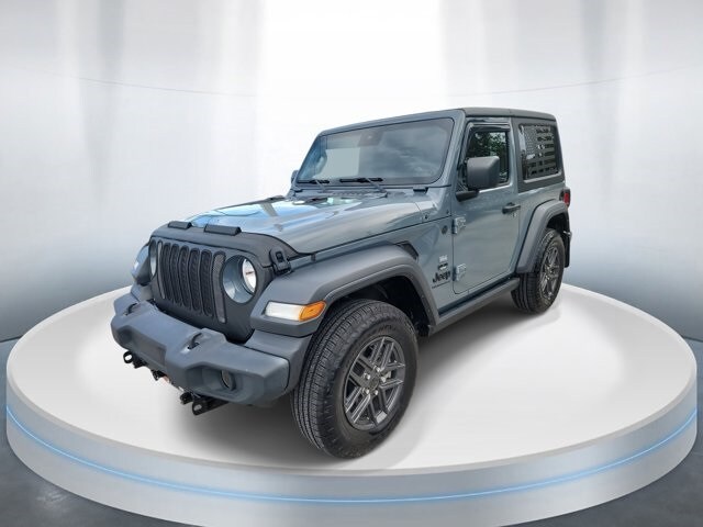 2024 Jeep Wrangler Sport S photo 2