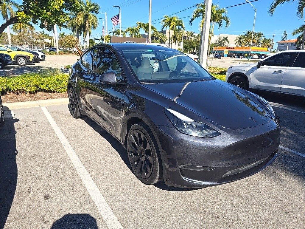 Used 2024 Tesla Model Y Long Range SUV
