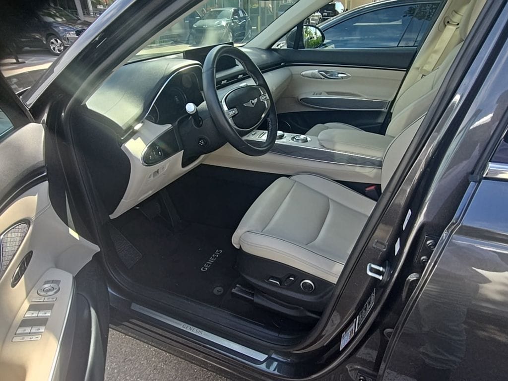 Certified 2024 Genesis GV70 2.5T Advanced SUV