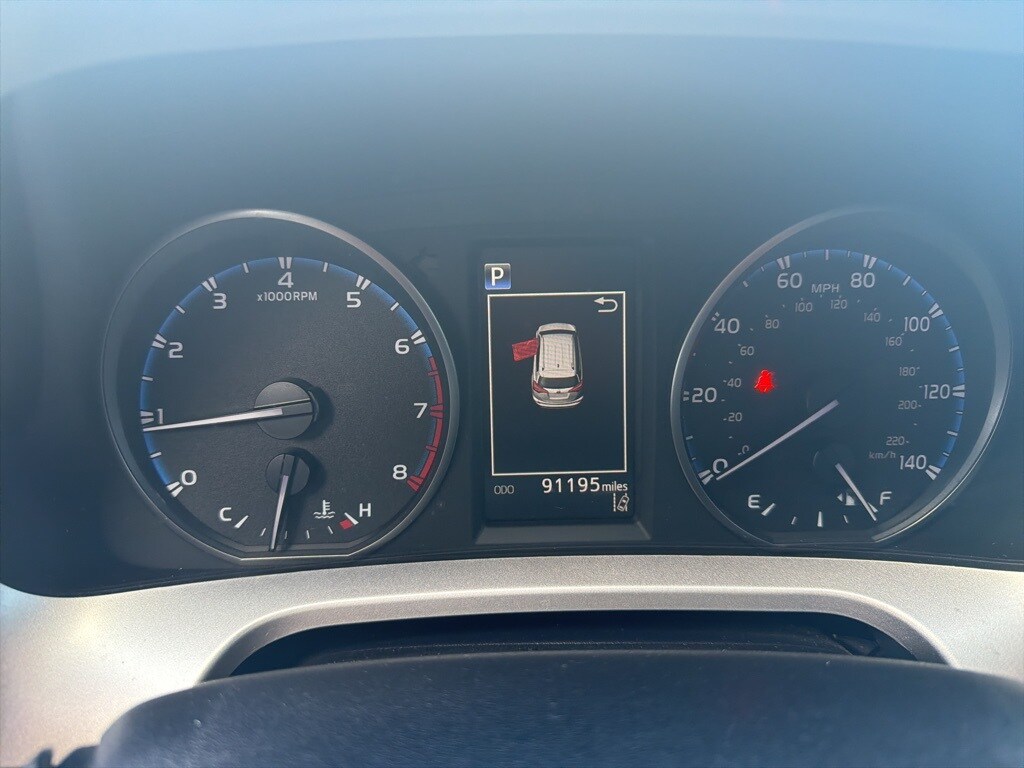 Used 2018 Toyota RAV4 LE SUV