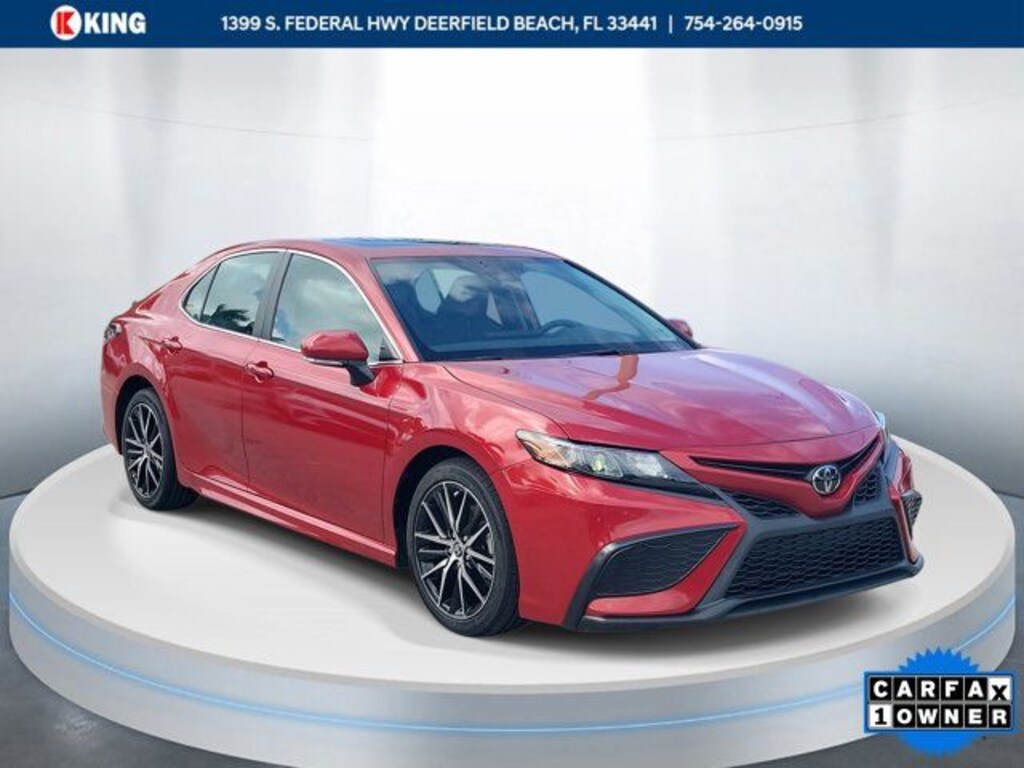 Used 2022 Toyota Camry SE Sedan