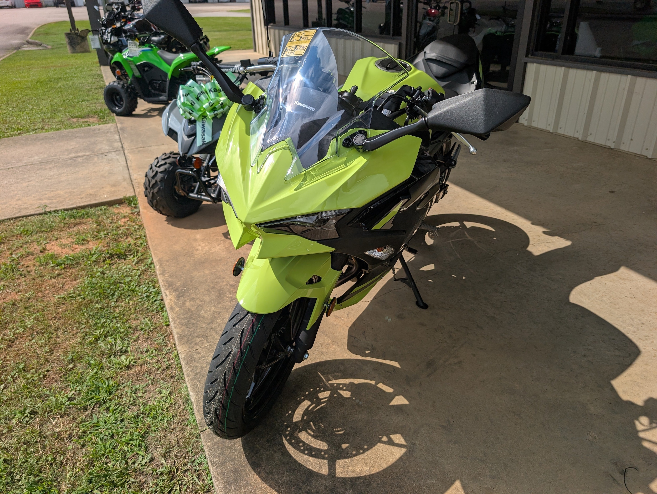 2026 Kawasaki Ninja 500 ABS MC