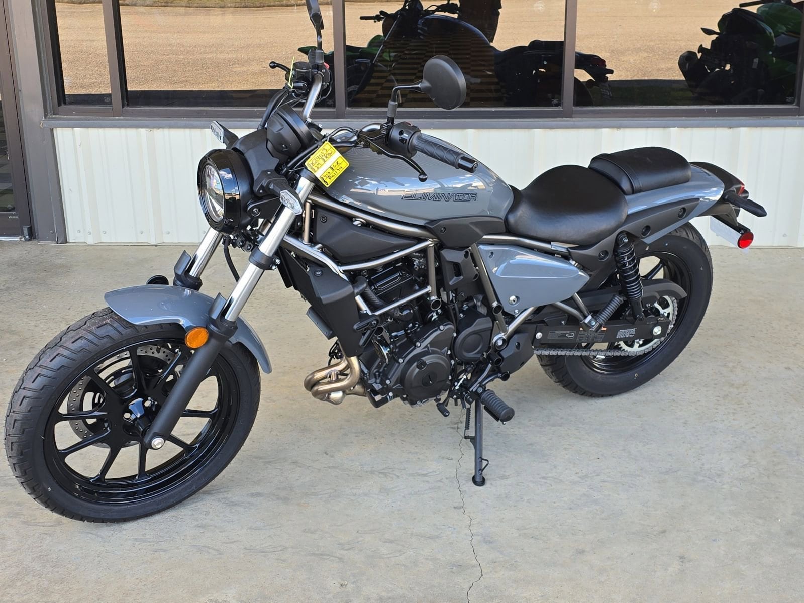 2024 Kawasaki Eliminator Motorcycle MC