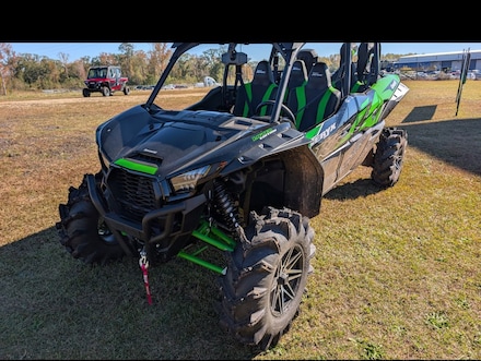 2025 Kawasaki Teryx KRX4 1000 Lifted SU Utility Vehicle