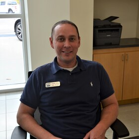Staff member Curtis King from ID_8f23404d6b20