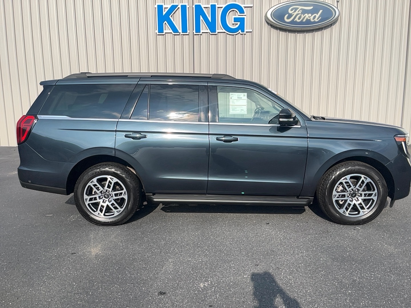 2025 Ford Expedition SUV 