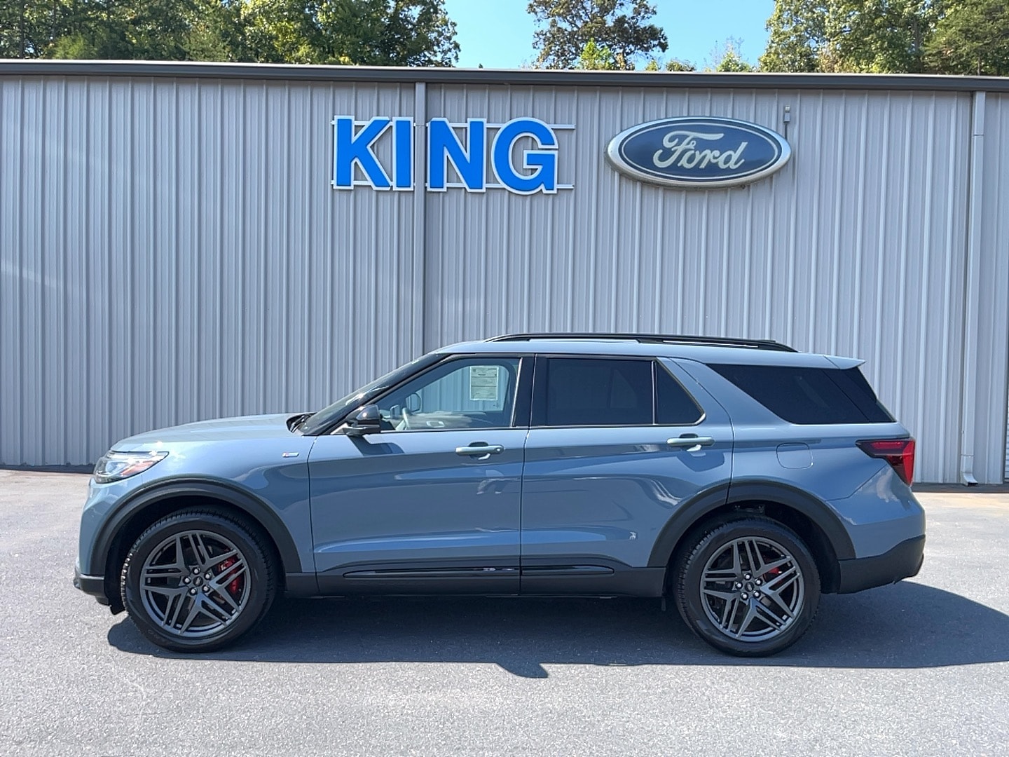 2025 Ford Explorer SUV  2025 Ford Explorer SUV