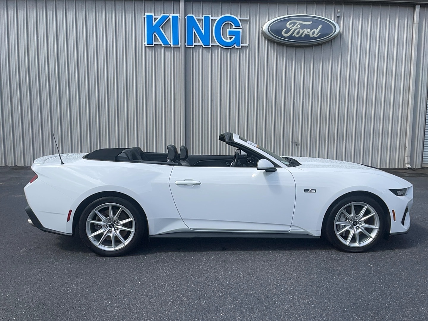 2025 Ford Mustang CONVERTIBLE 