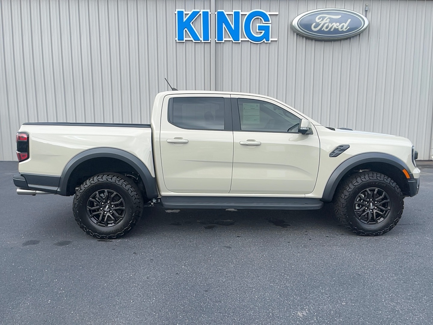 2025 Ford Ranger CREW CAB SHORT BED TRUCK 