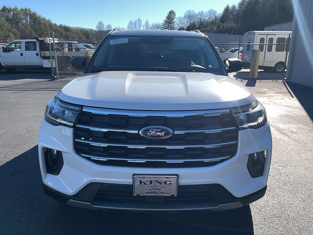 Used 2025 Ford Explorer Active SUV