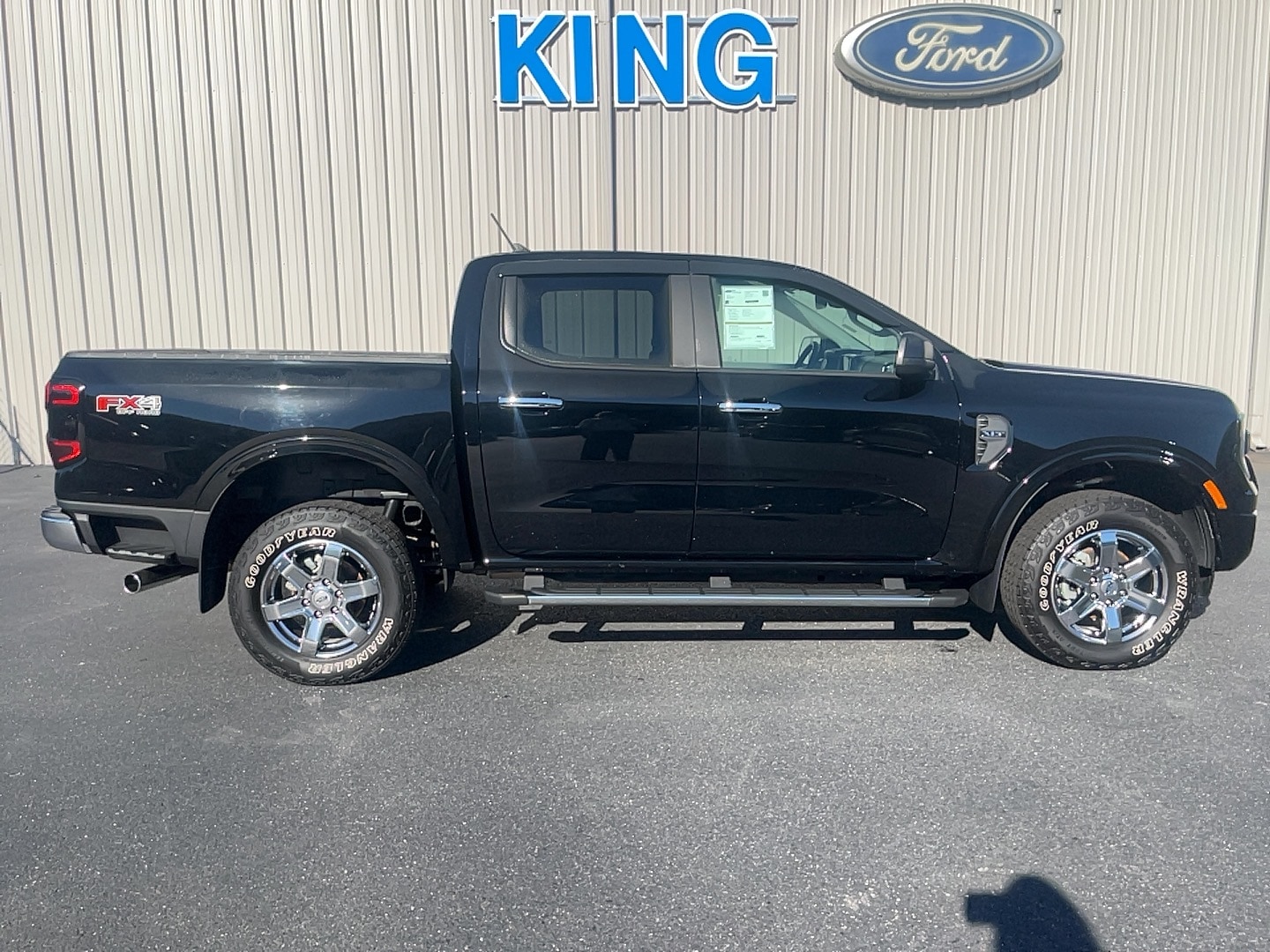 2024 Ford Ranger CREW CAB SHORT BED TRUCK 