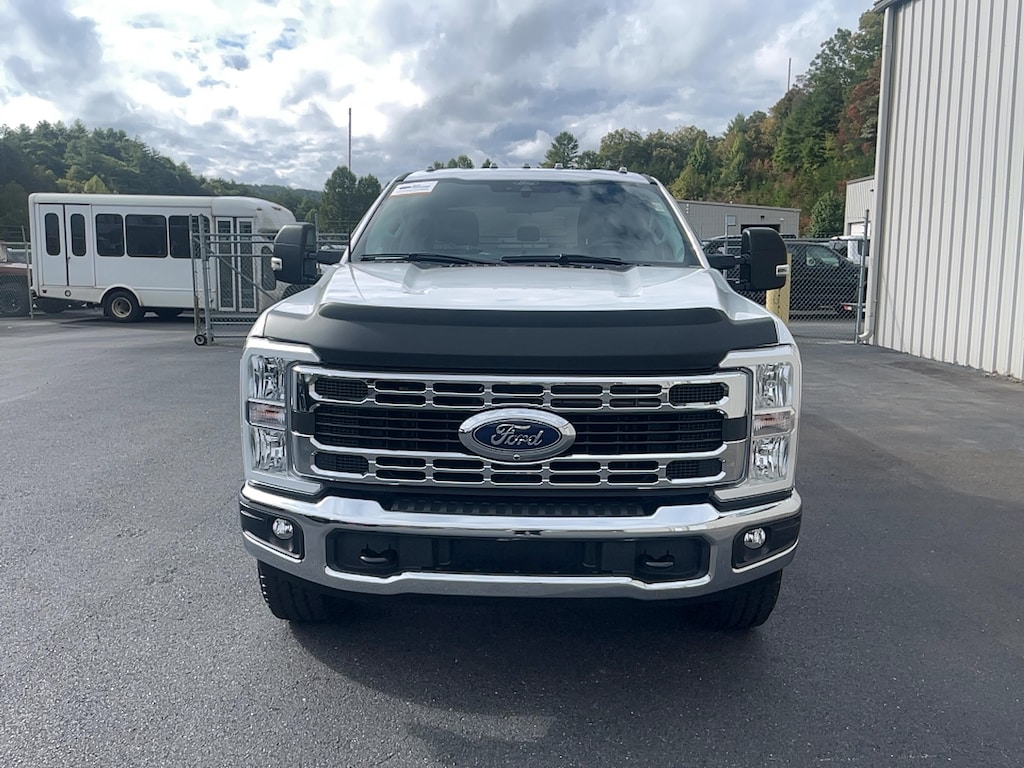 Certified 2024 Ford F-250 XLT CREW CAB PICKUP