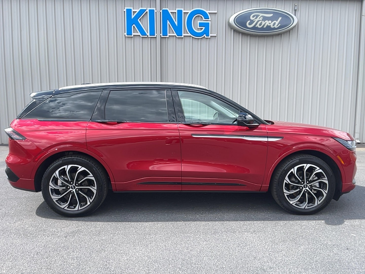 2025 Lincoln Nautilus Reserve AWD's photo
