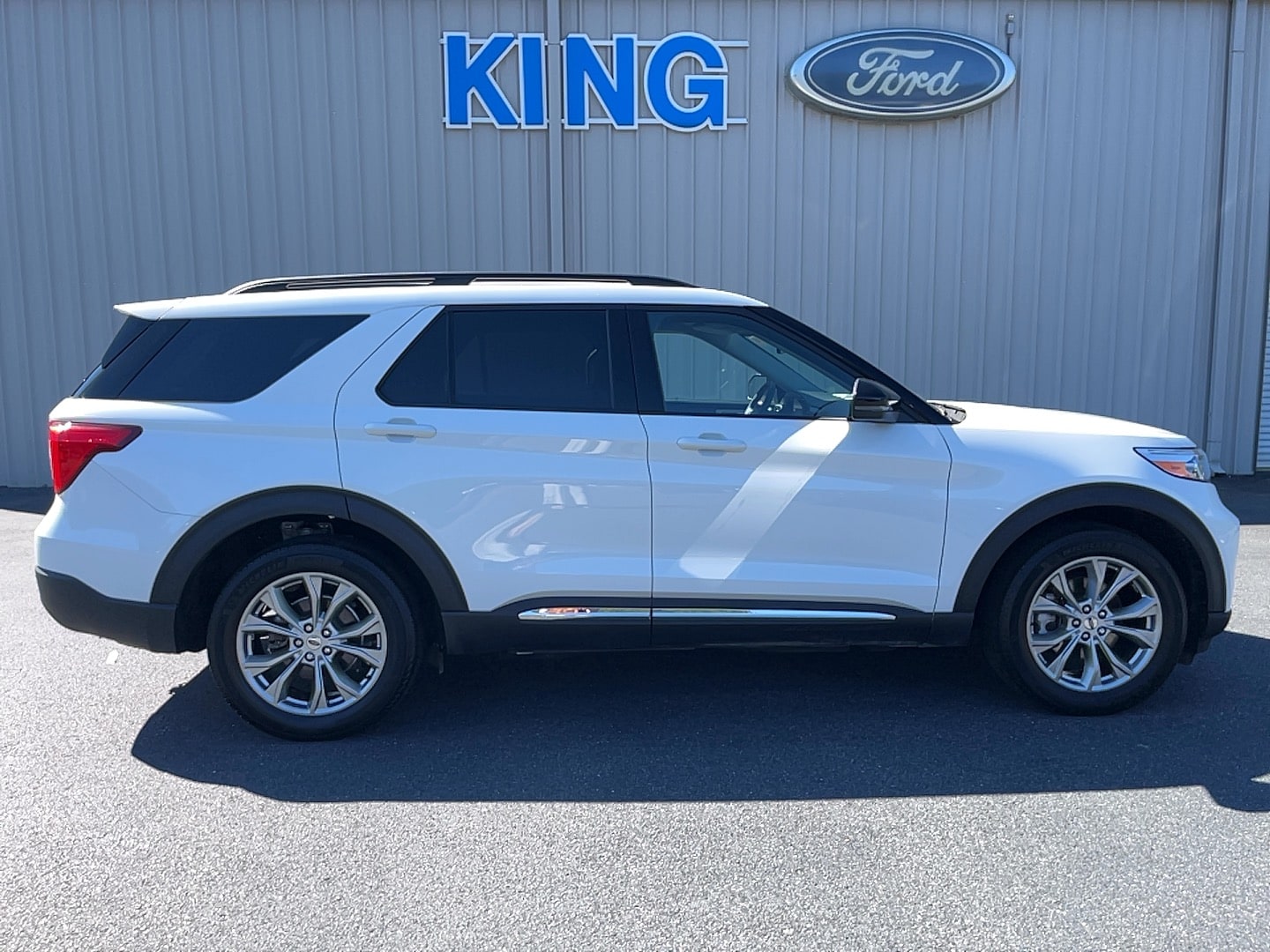 2024 Ford Explorer SUV 