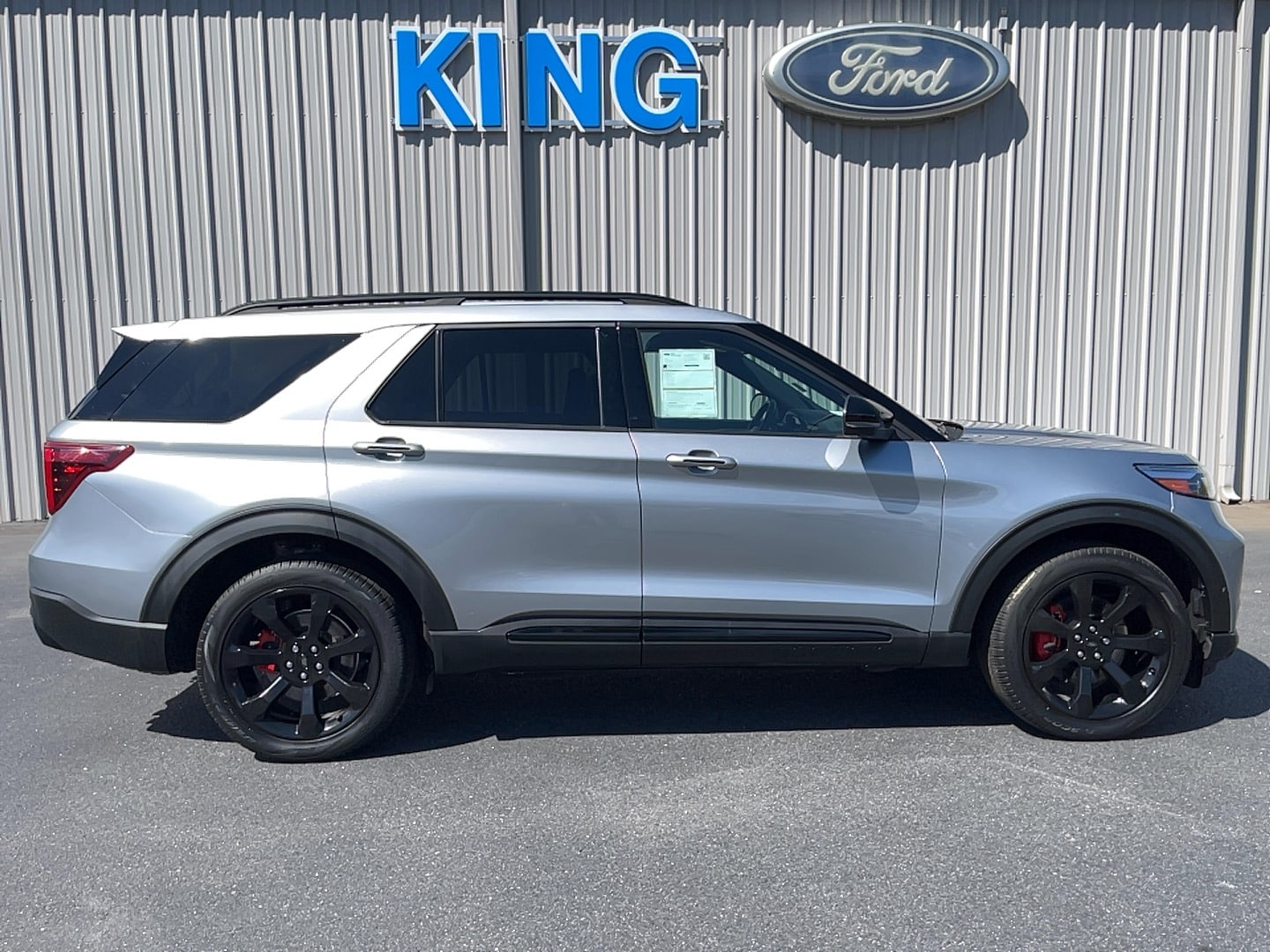 2023 Ford Explorer SUV 