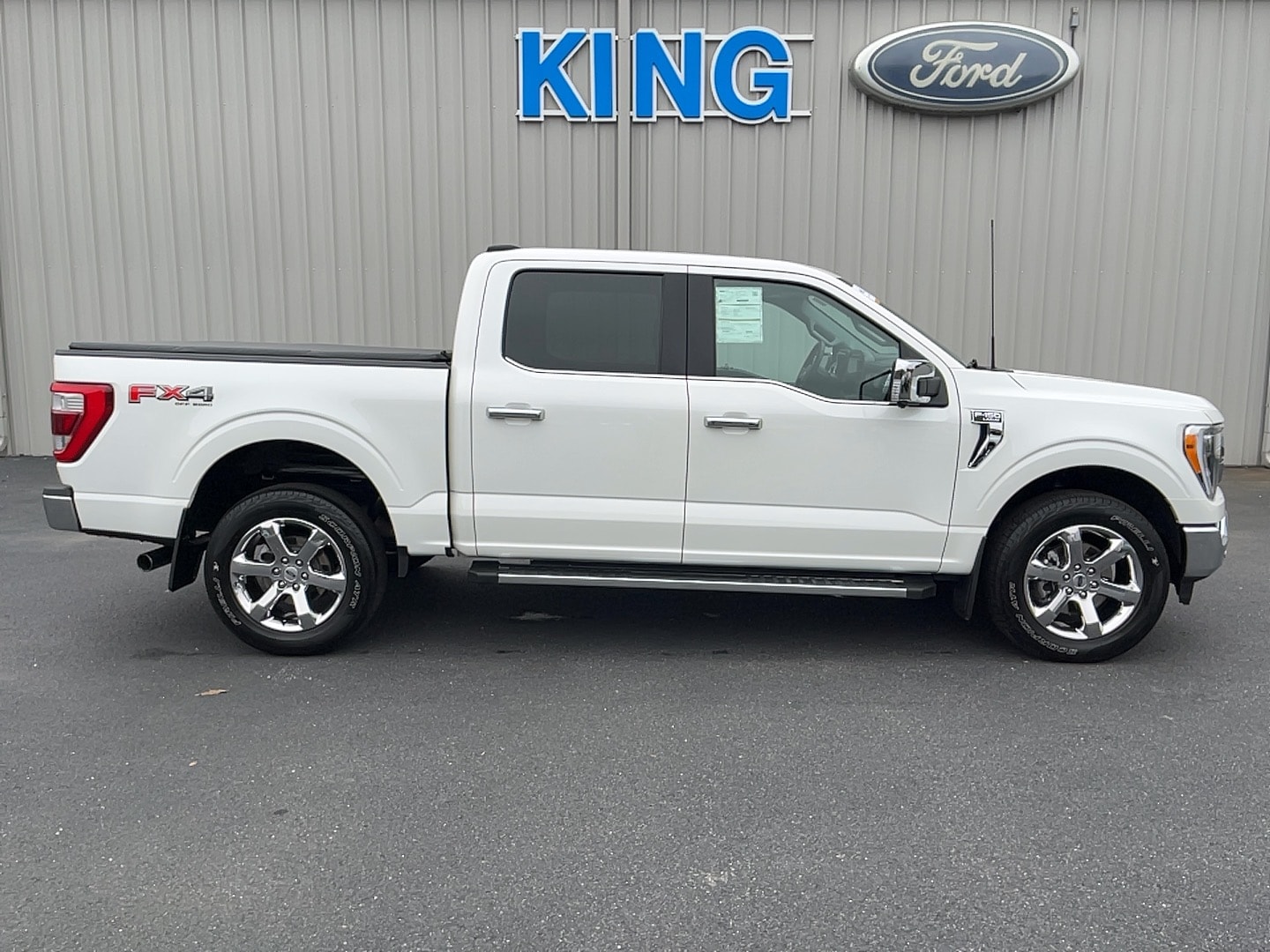 2021 Ford F-150 Lariat's photo