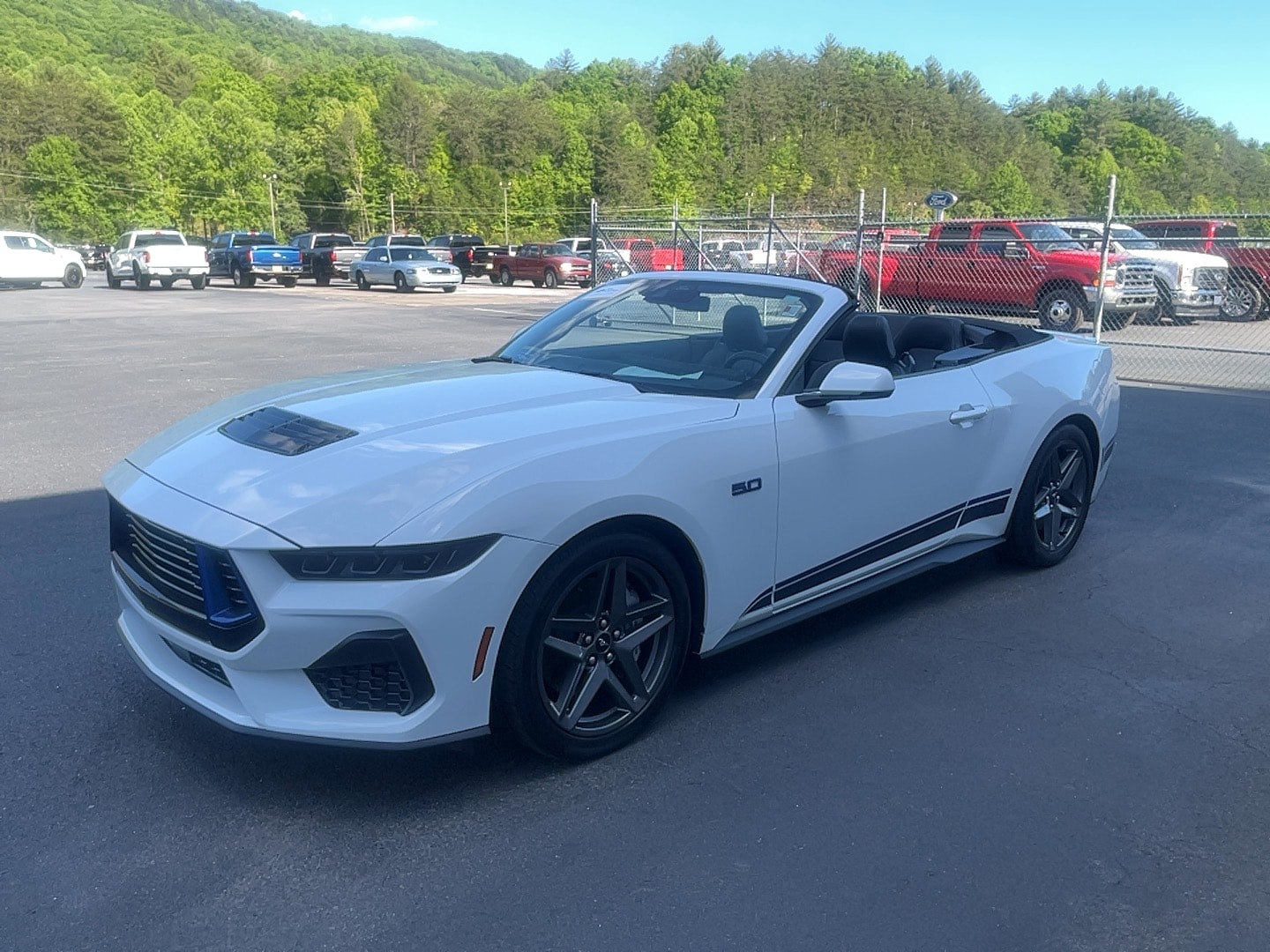 2025 Ford Mustang GT Premium Convertible's photo