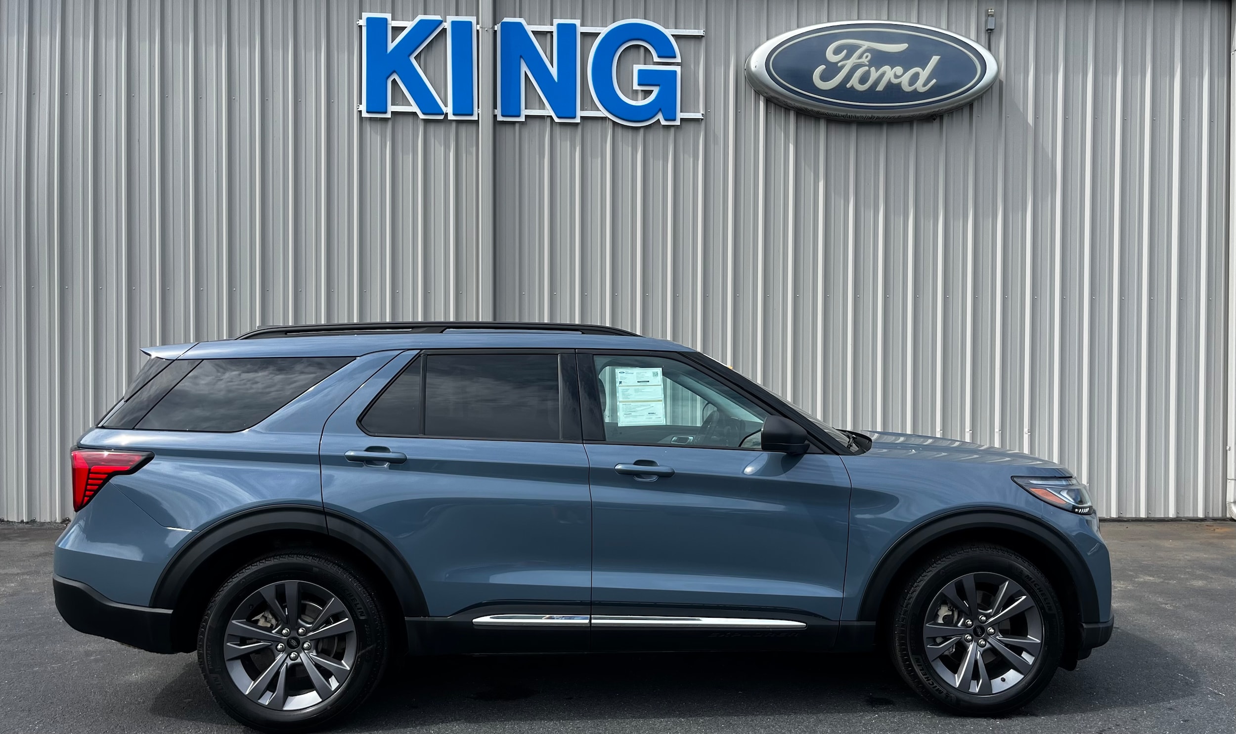 2025 Ford Explorer SUV  2025 Ford Explorer SUV