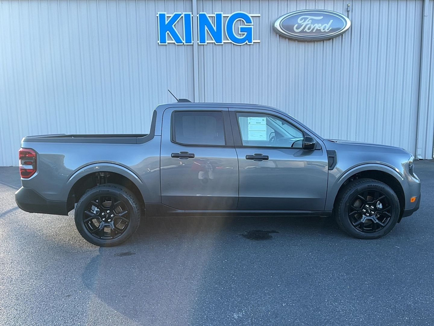 2025 Ford Maverick CREW CAB SHORT BED TRUCK 