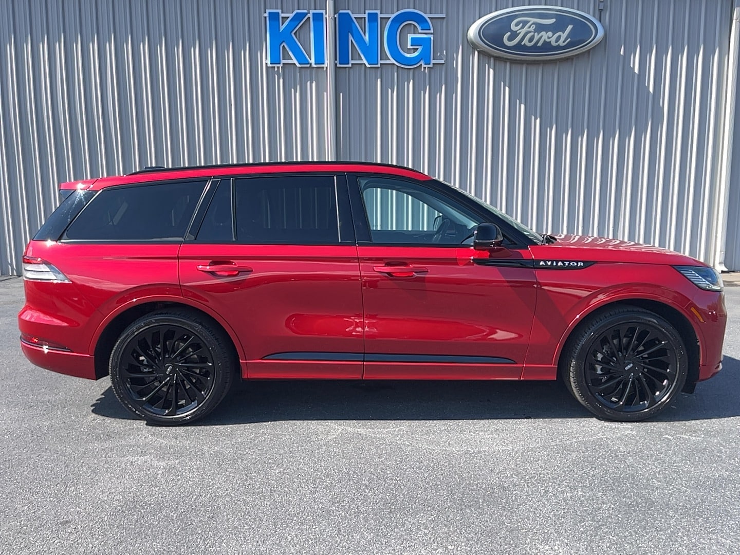 2025 Lincoln Aviator Reserve AWD's photo