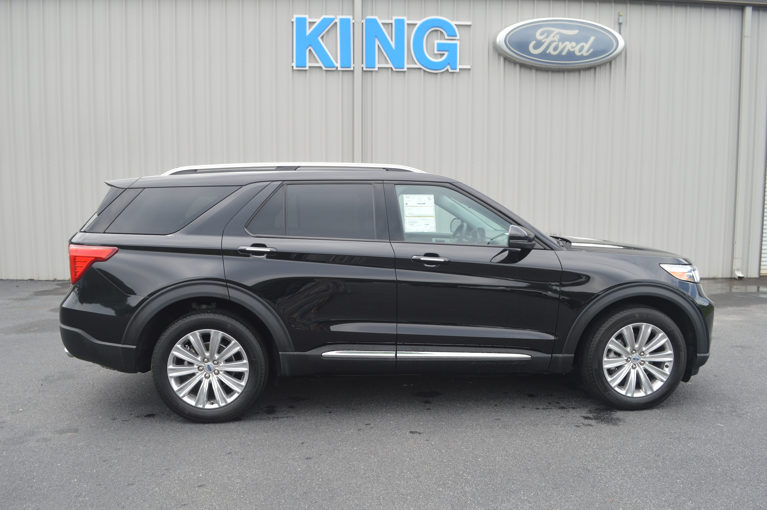 2024 Ford Explorer SUV 