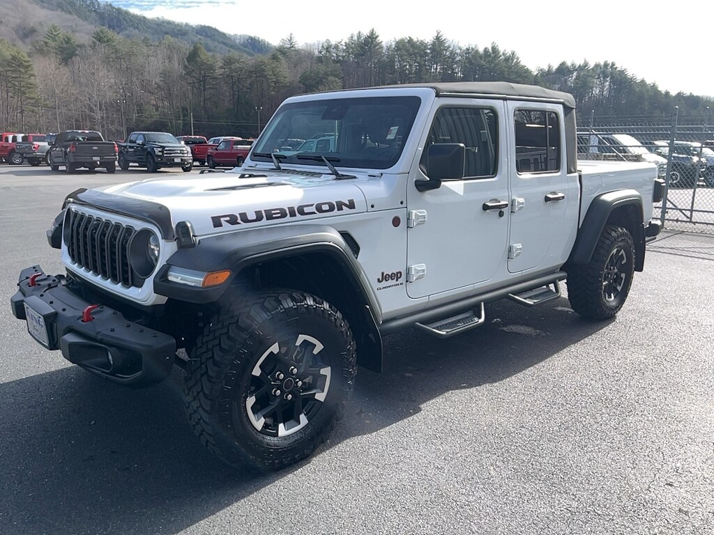 Used 2024 Jeep Gladiator Rubicon Crew Cab Short Bed Truck