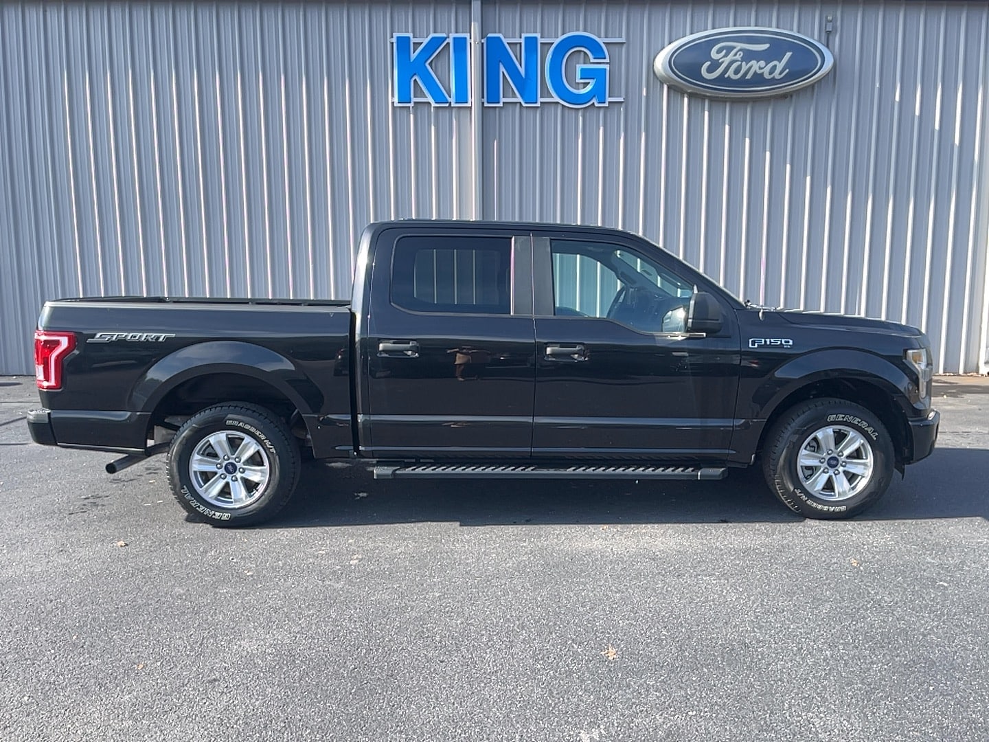 2015 Ford F-150 XL's photo