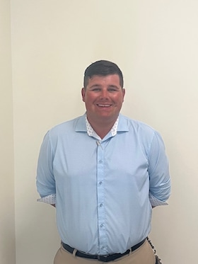 Staff member IAN DICKERSON from ID_8f23404d6b20