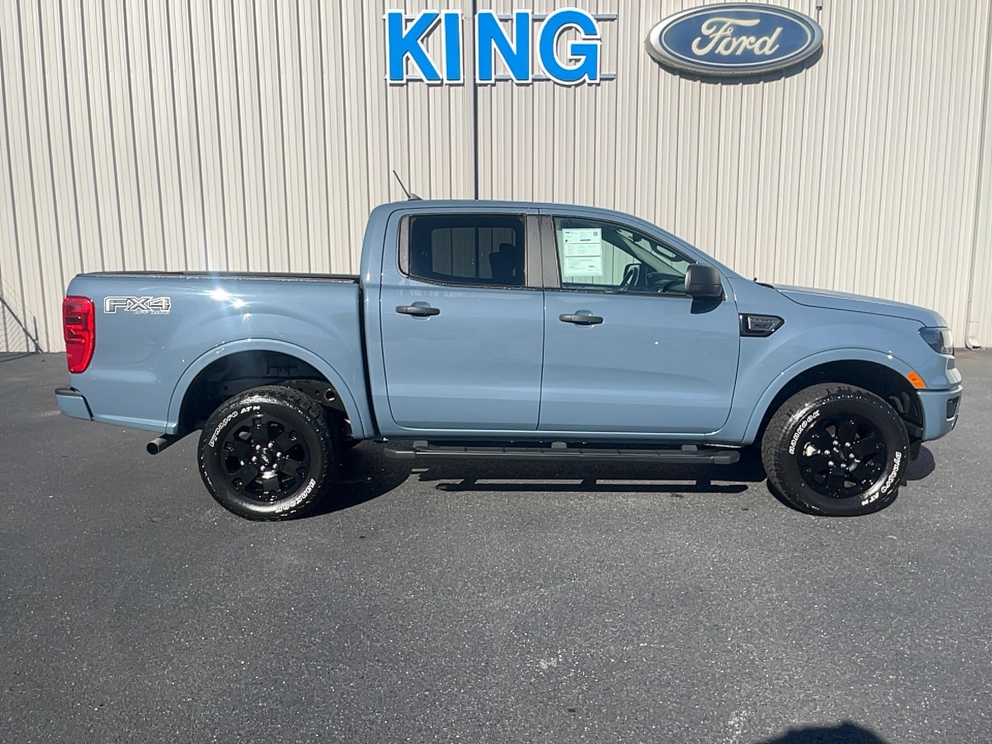 2023 Ford Ranger CREW CAB SHORT BED TRUCK 