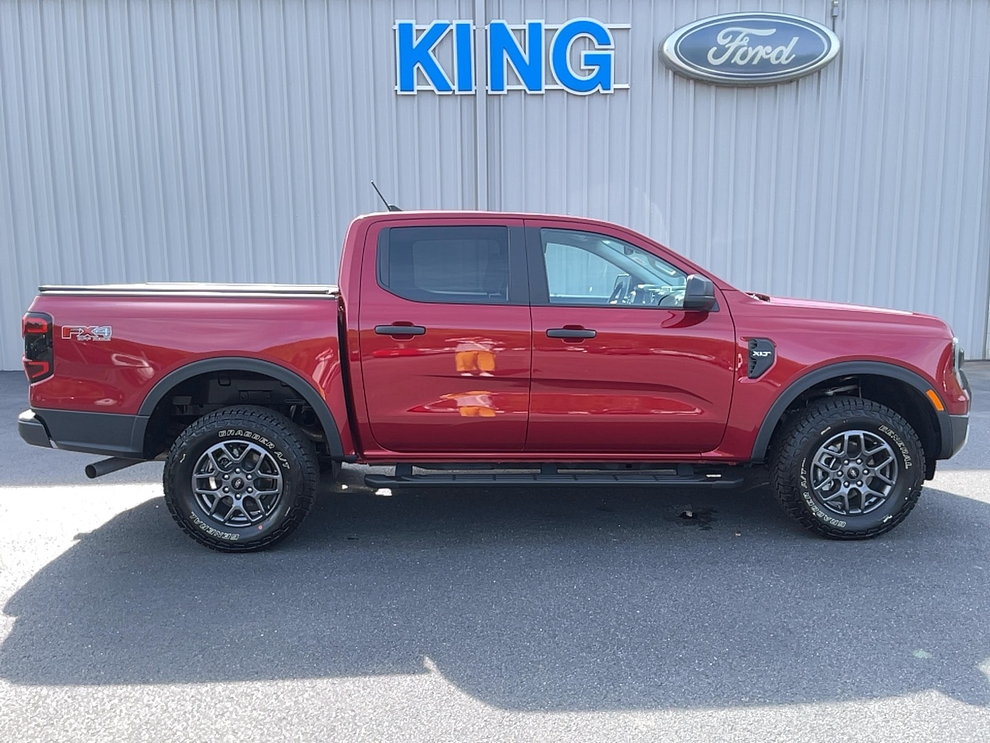 2025 Ford Ranger XLT 4x4 SuperCrew 5' Box's photo