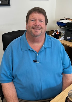 Staff member Eric Sneed from ID_8f23404d6b20