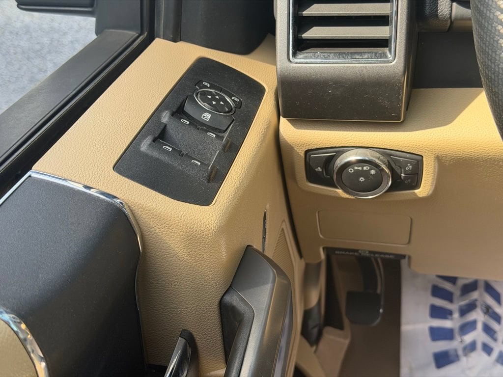 2019 Ford F-250 Super Duty XLT - Photo 19