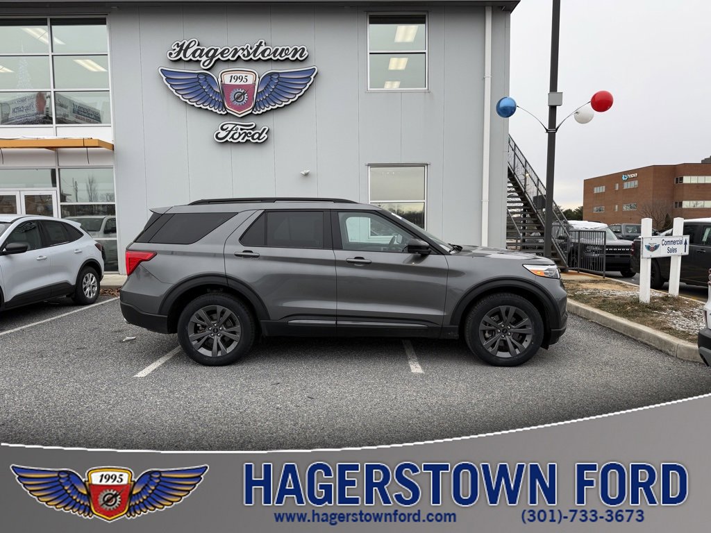 2024 Ford Explorer XLT's photo