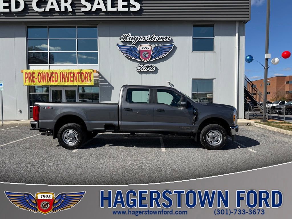 2025 Ford F-350 XL 4x4 Crew Cab 8' Box SRW's photo