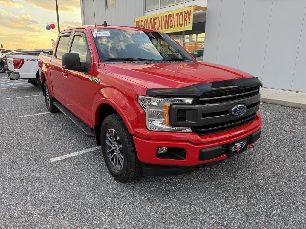 2020 Ford F-150 XLT photo 2