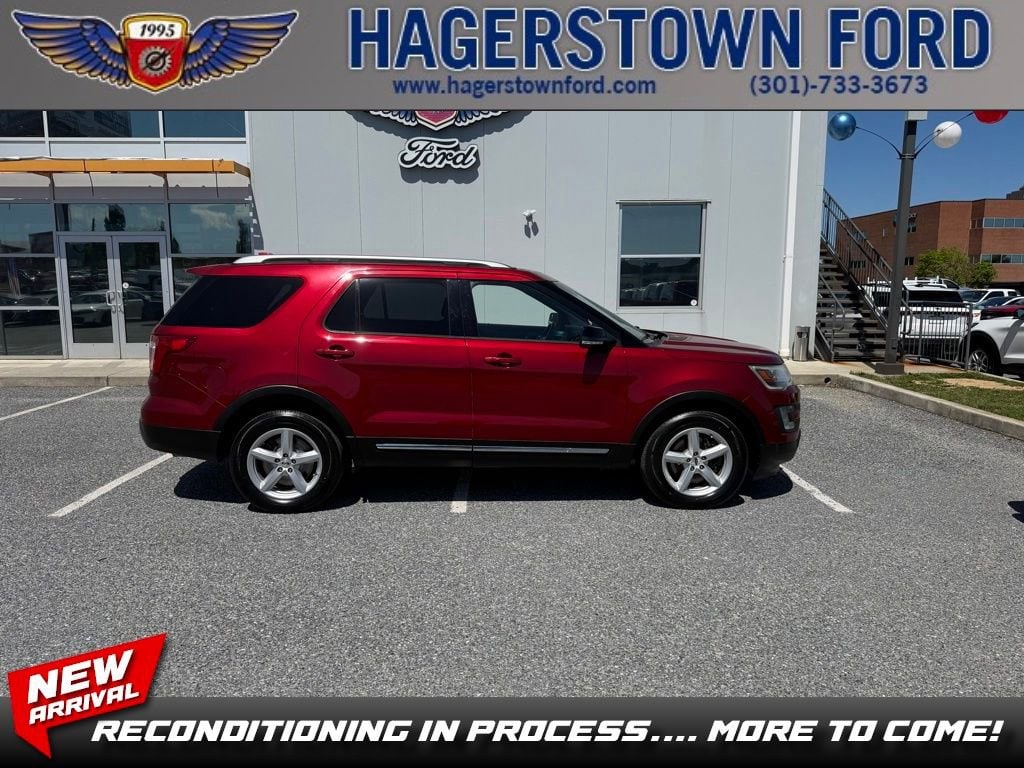 2017 Ford Explorer XLT 4WD's photo