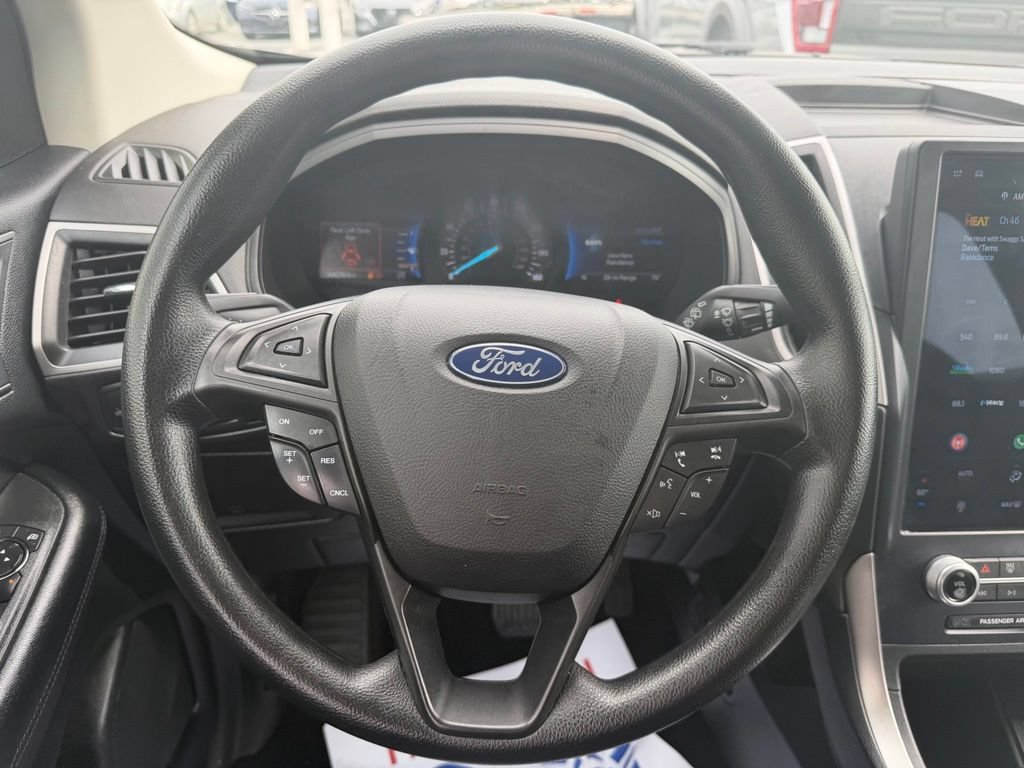 2022 Ford Edge SE - Photo 15