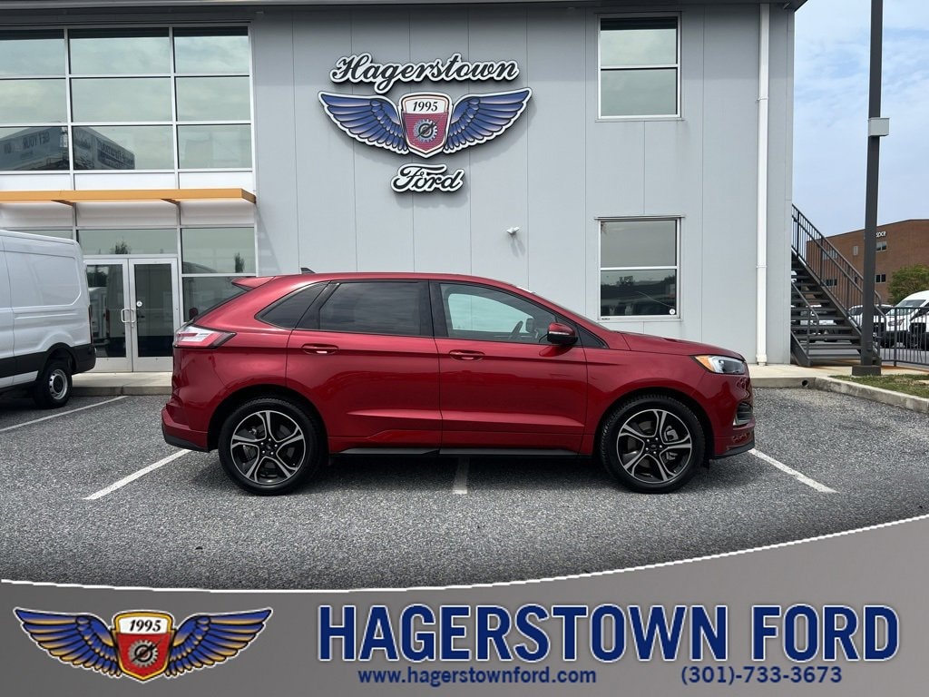 2021 Ford Edge ST's photo