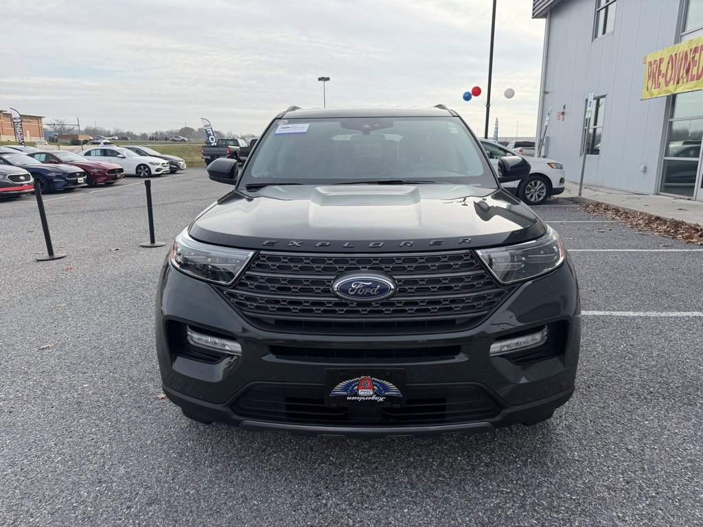2022 Ford Explorer XLT photo 3