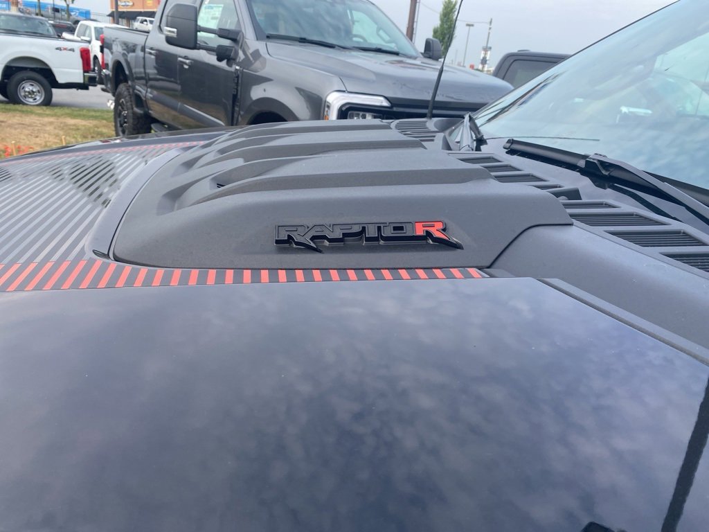2024 Ford F-150 Raptor photo 4