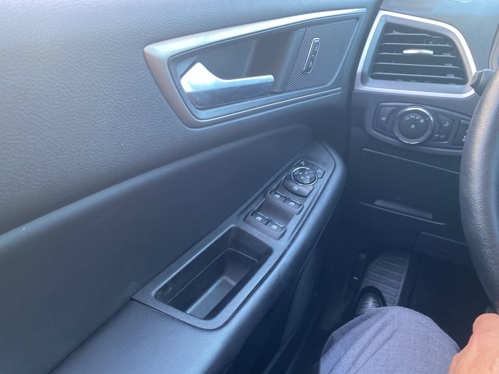 2023 Ford Edge SEL - Photo 21