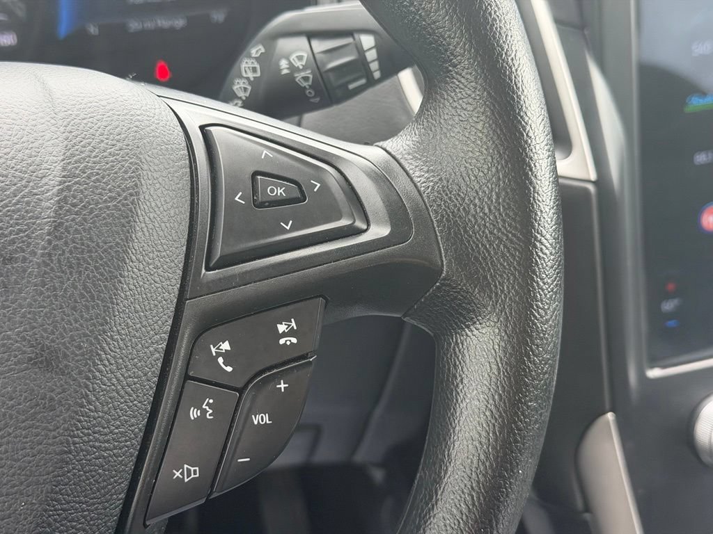2022 Ford Edge SE - Photo 17