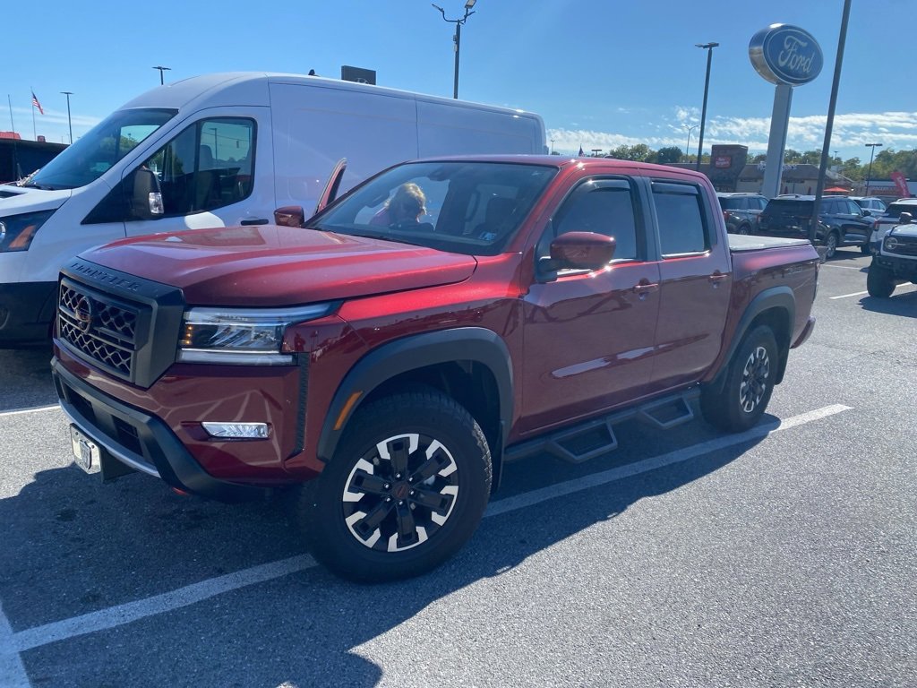 2024 Nissan Frontier PRO-4X photo 2
