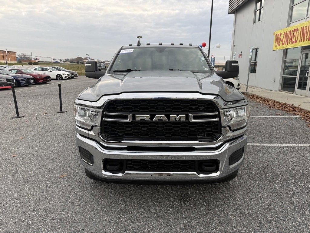 2023 Ram 2500 Tradesman photo 2