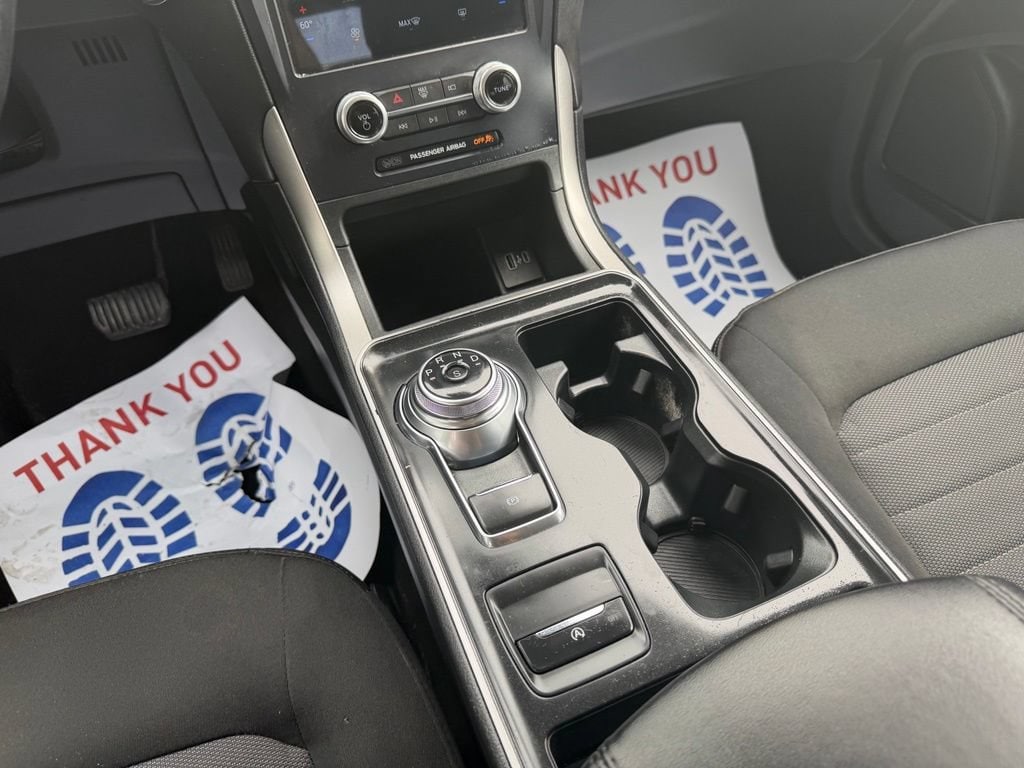 2022 Ford Edge SE - Photo 21