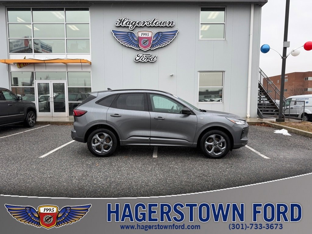 2024 Ford Escape ST-Line