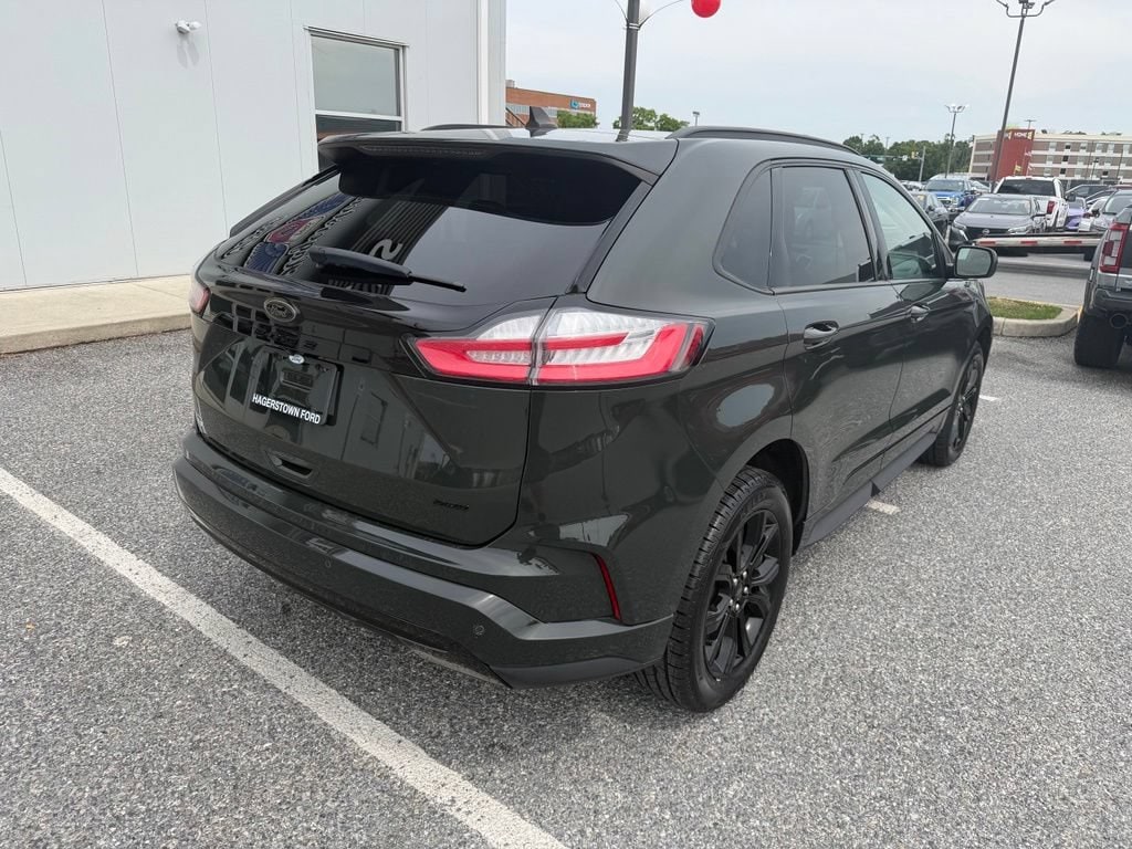 2022 Ford Edge SE - Photo 8